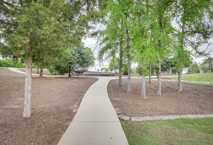 Pet Friendly & Spacious Grovetown Vacation Rental!