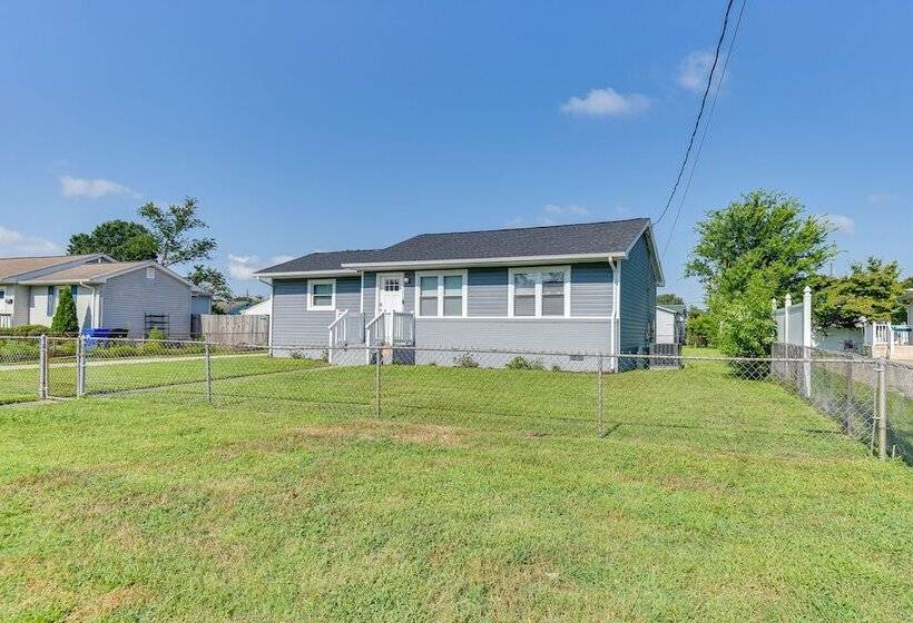 Portsmouth Vacation Rental: Near Parks & Golf