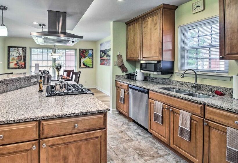 Savannah Escape ~ 11 Mi To Historic District!