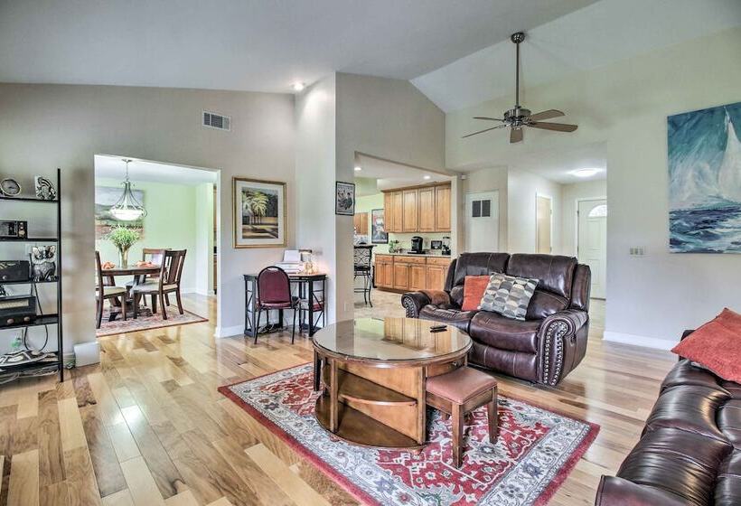 Savannah Escape ~ 11 Mi To Historic District!