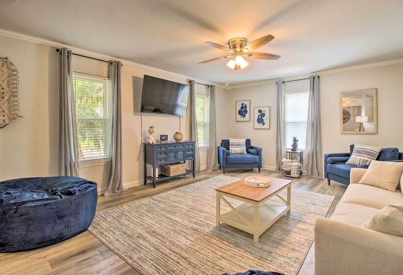 Savannah Family Home W/ Private Pool & Yard!