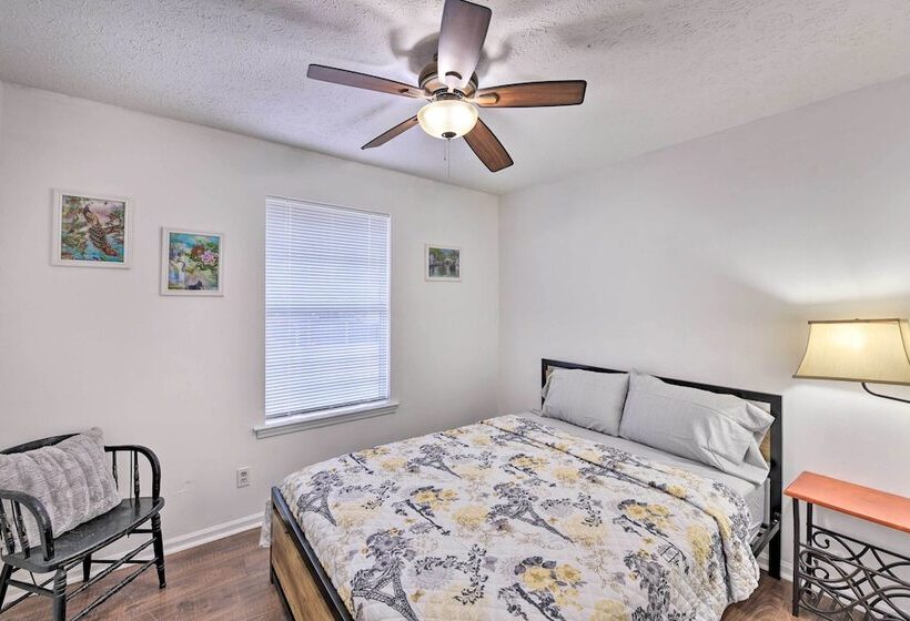 Savannah Home ~ 9 Mi To Historic District