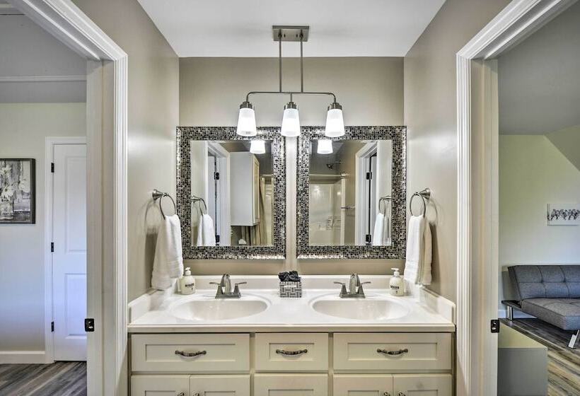 Scenic Sanctuary In Lookout Mountain W/ Views!