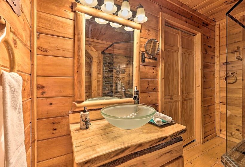 Sleeping Bear Cabin In Coosawattee Resort!