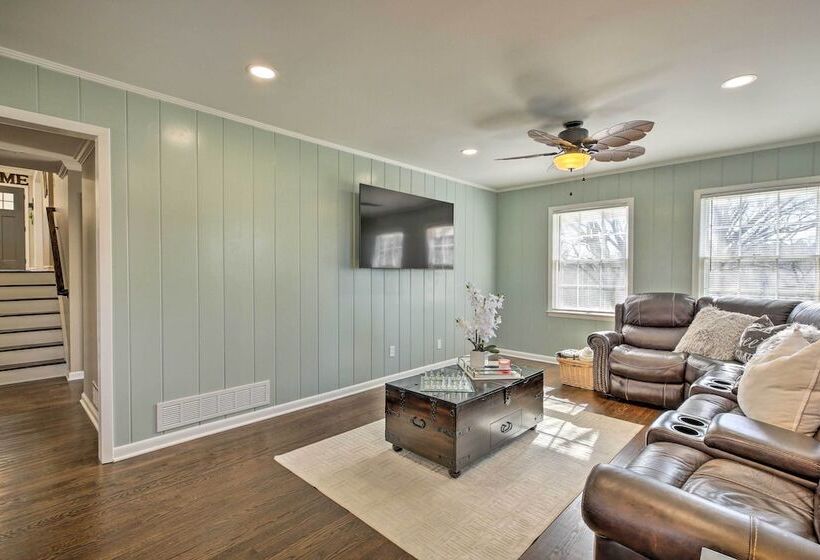 Spacious Marietta House With Covered Patio!