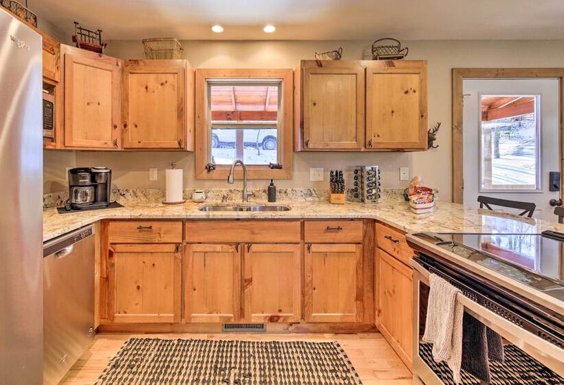 Stunning Blue Ridge Retreat W/ River Access!
