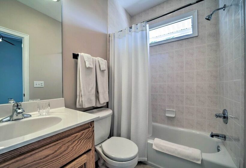 Stunning Sky Valley Home W/ Mountain Views!