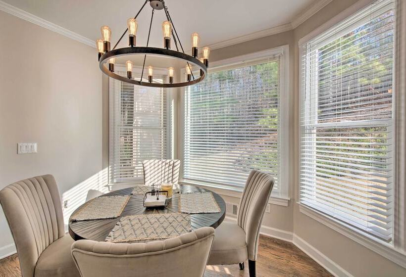 Updated Mableton Home ~ 14 Miles To Downtown Atl!