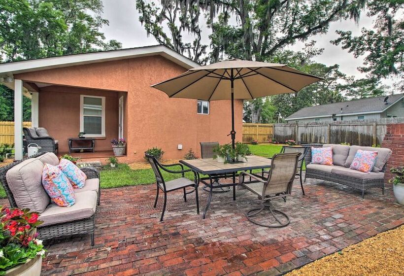 Updated Savannah Hideaway W/ Luxury Backyard!