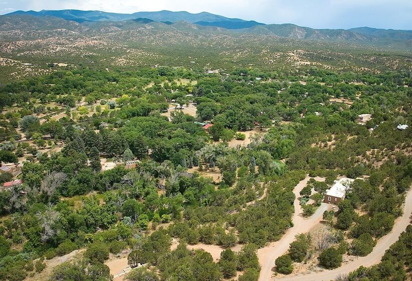 مبيت وإفطار Tesuque Outpost 3 Suites Mountain Views