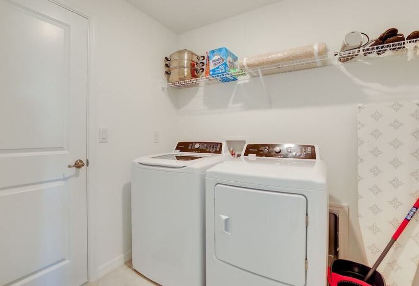 Bright Port Charlotte Home   2 Mi To Beach!