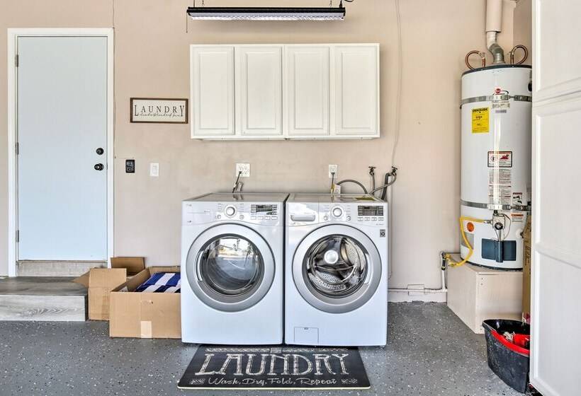 Chic Central San Diego House W/ Private Pool!