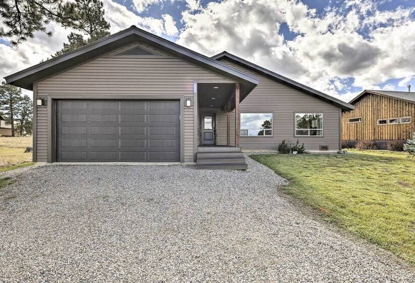 Cozy Designer Home W/ Gorgeous Mountain Views!