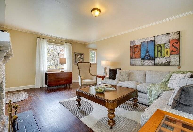 Cozy Zanesville Home ~ 9 Mi To Dillon State Park!