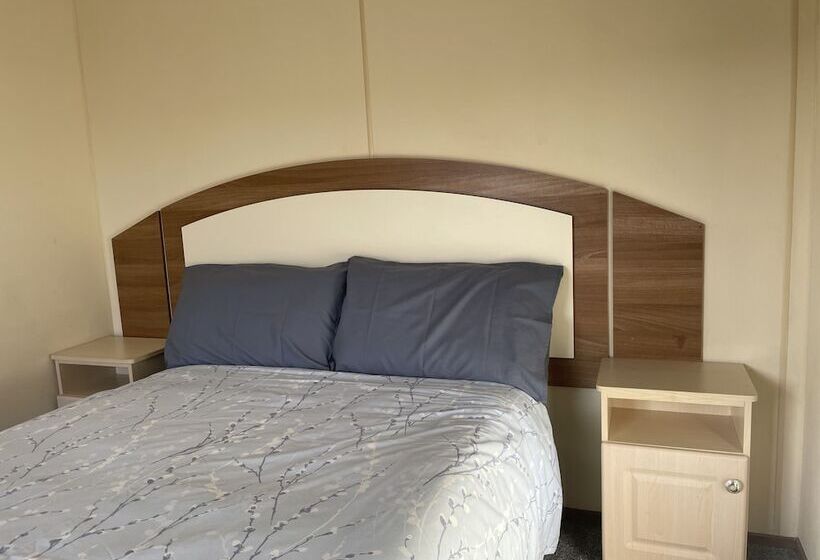 فندق Captivating 2 Bed Caravan In Clacton On Sea