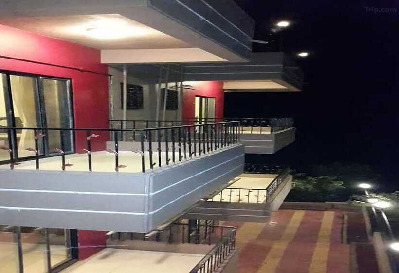 호텔 Chinar Residency, Bondarwadi Road, Panchgani, Mahabaleshwar