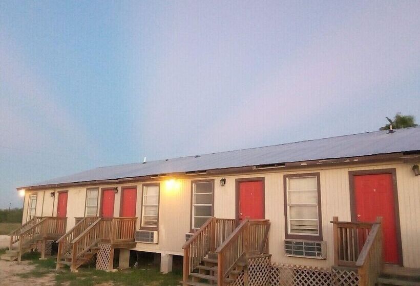 בית מלון כפרי Extended Stay Of Carrizo Springs