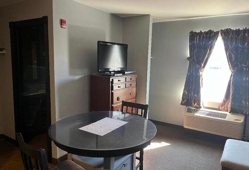 فندق Gamble Farm Inn And Suites