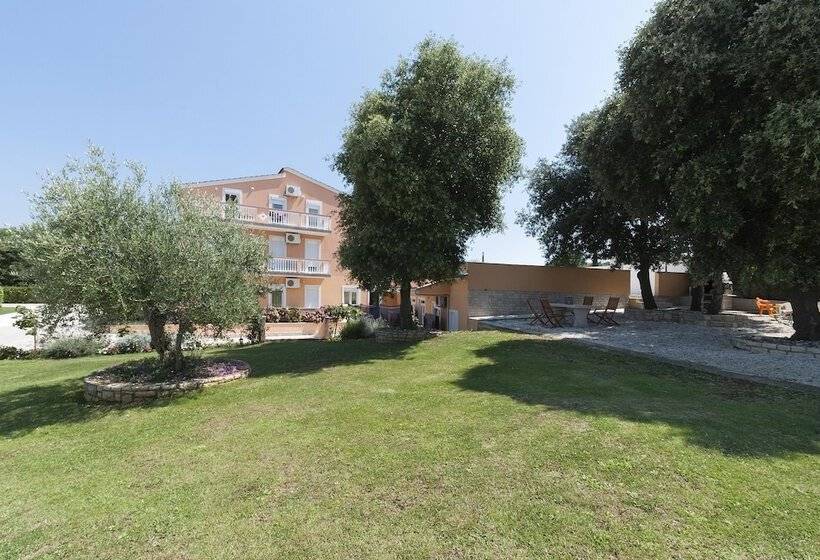 فندق Mobile Homes Rocco 2