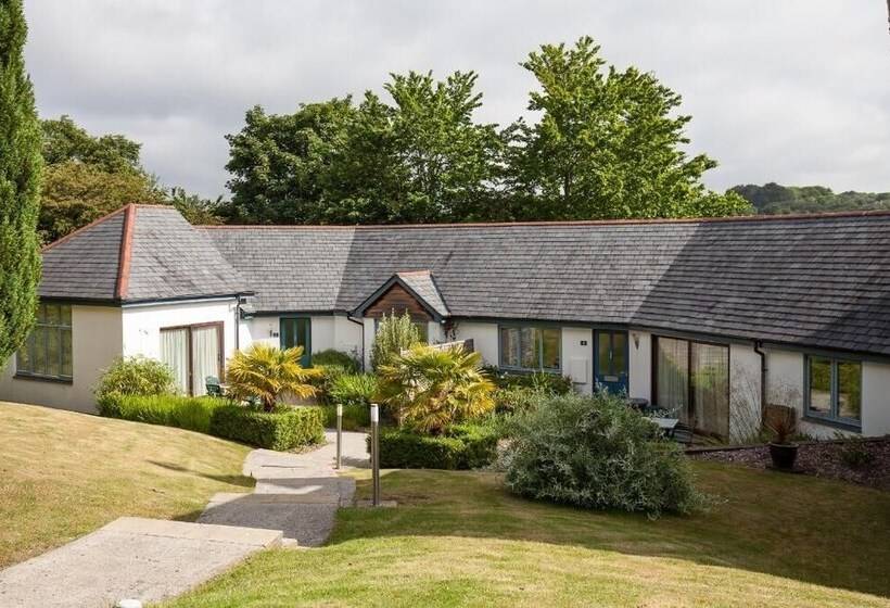 ホテル The Valley Cottages