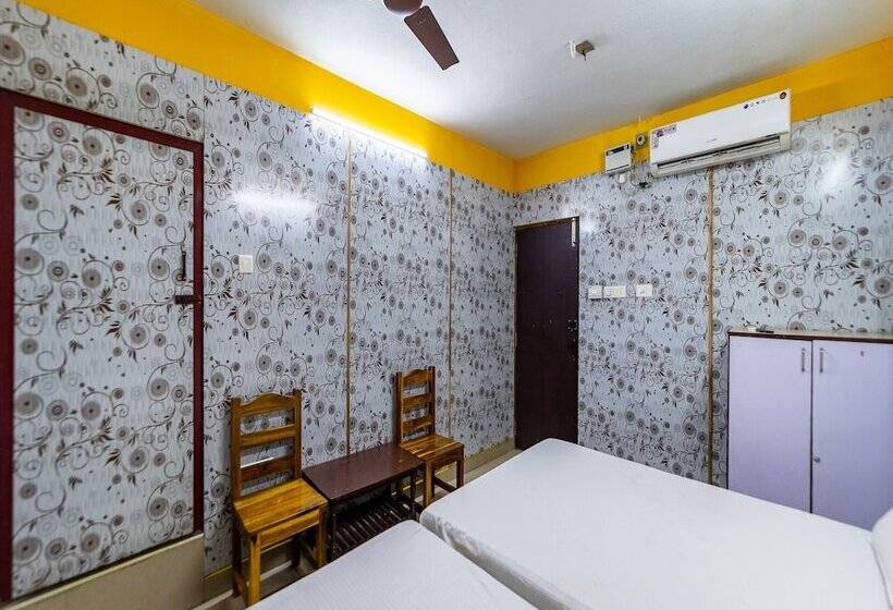 هتل Vasavi Residenzcy