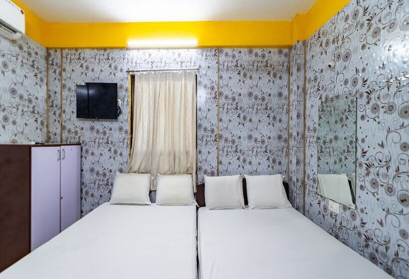 هتل Vasavi Residenzcy