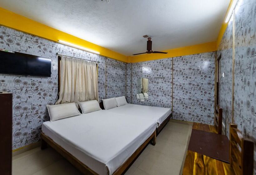 هتل Vasavi Residenzcy