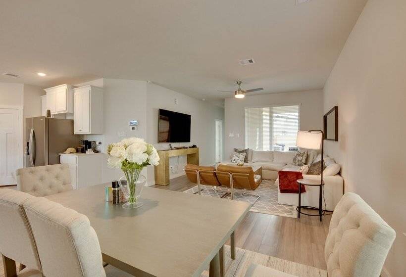 New Build College Station Home, Near Texas A & M!