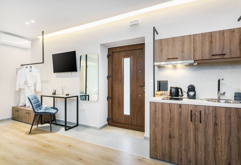 פנסיון Princess Of Axos Luxury Suites