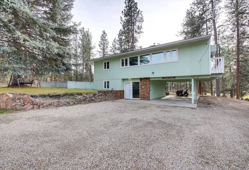 Pet Friendly Montana Abode W/ Balcony & Fireplace!