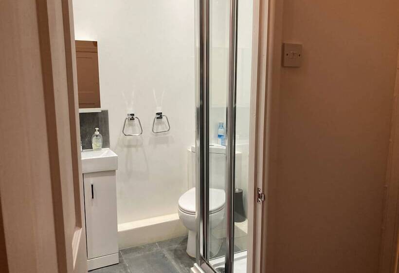 דירת נופש Amazing 100 Year Old Church Rectory