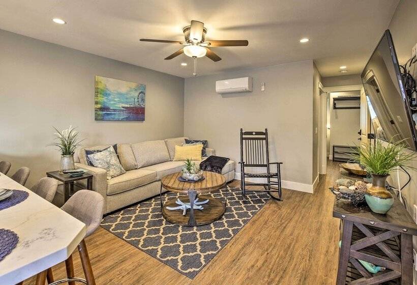 San Diego Home   Walk To Sail Bay & Mission Beach!