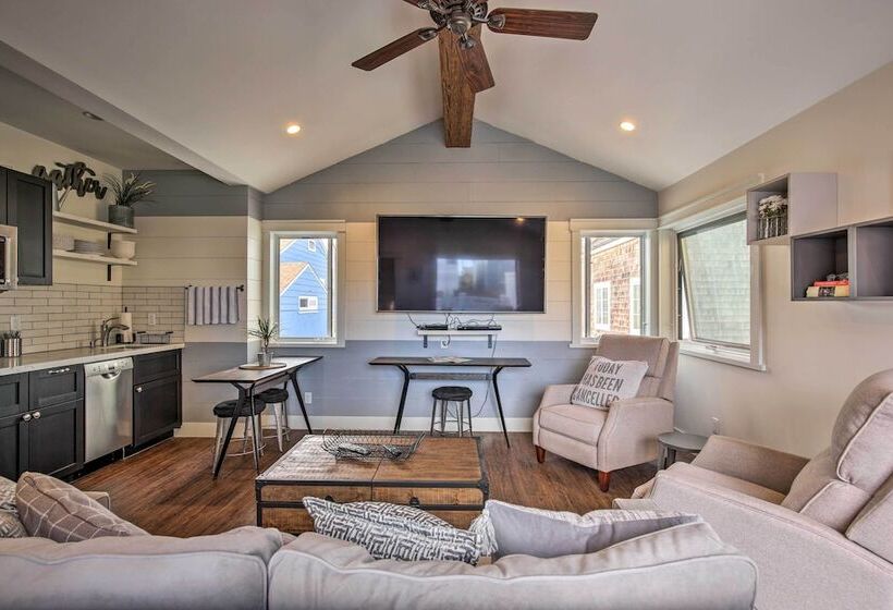 San Diego Home   Walk To Sail Bay & Mission Beach!