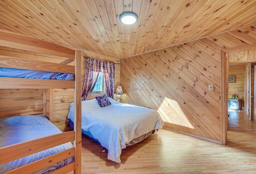 Secluded Log Cabin < 1 Mi To Munger State Trail!