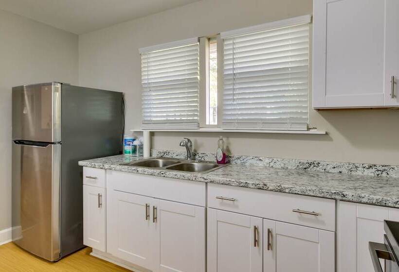 Sunny Columbia Home ~ 3 Mi To Usc!