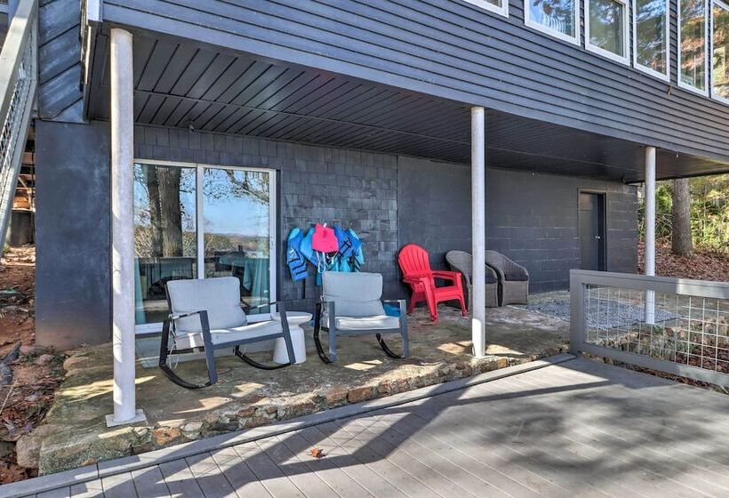 The Chalet On Sinclair  W/ Private Dock & Kayaks!