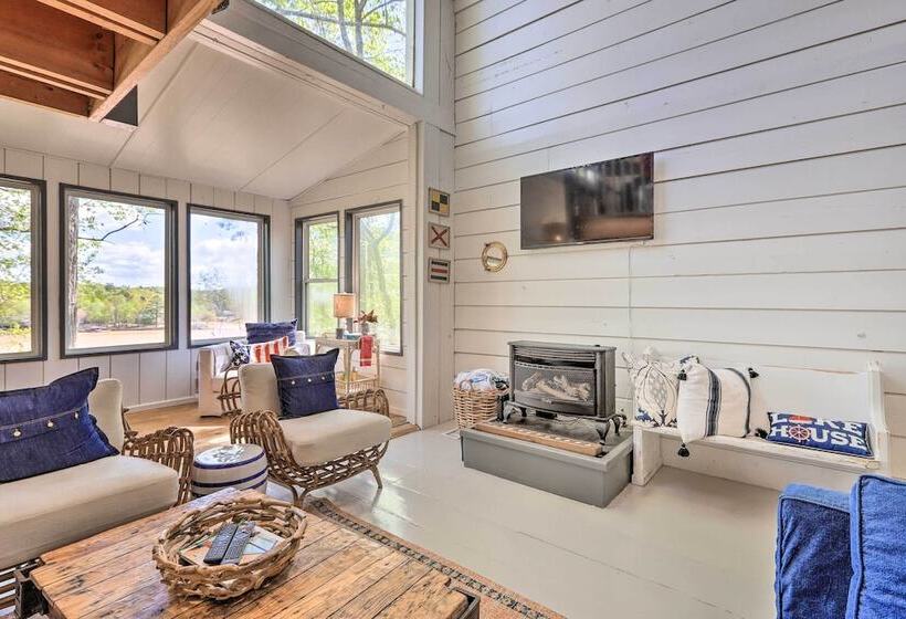 The Chalet On Sinclair  W/ Private Dock & Kayaks!