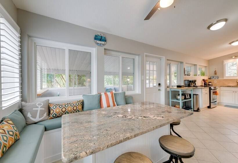 Waterfront Topping Vacation Home W/ Boat Dock!