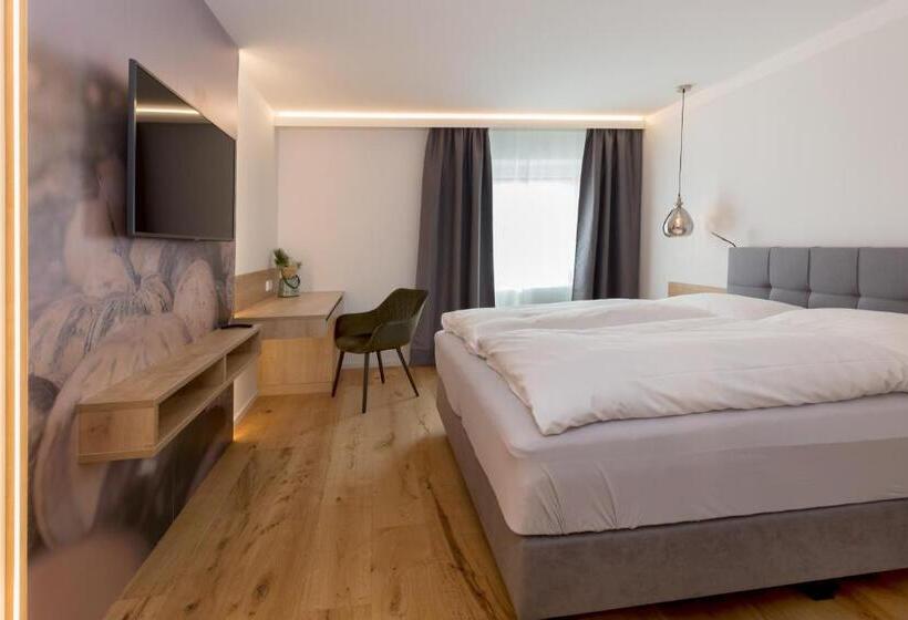 ユースホステル Gasthof Fischer Dörnbach