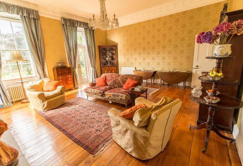צימר Dunmore Gardens