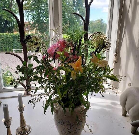 Hoby Gård B&b
