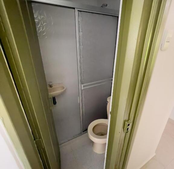 هتل California Tropical