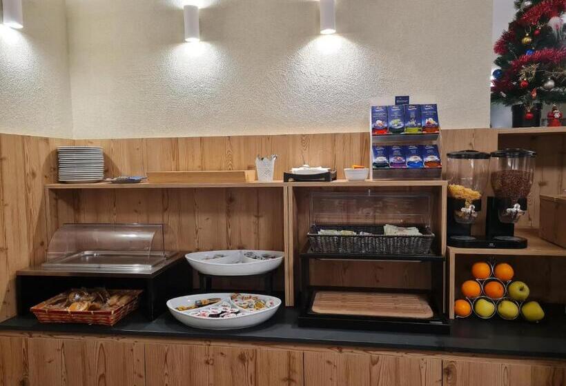 호텔 Ristorante Bucaneve