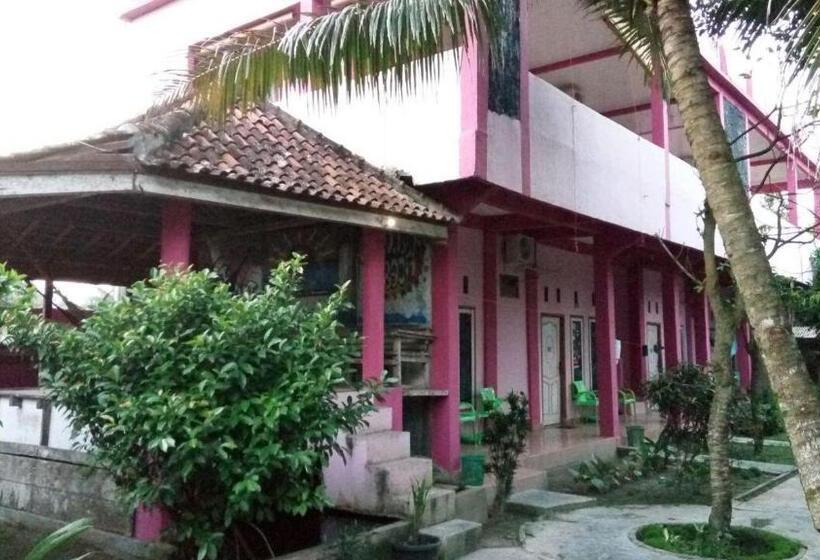 فندق Sunset Beach Labuhan Jukung