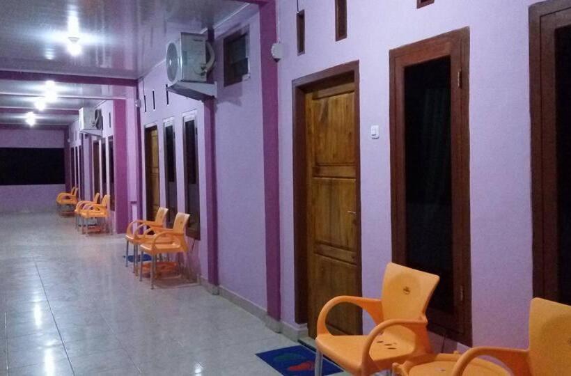 فندق Sunset Beach Labuhan Jukung