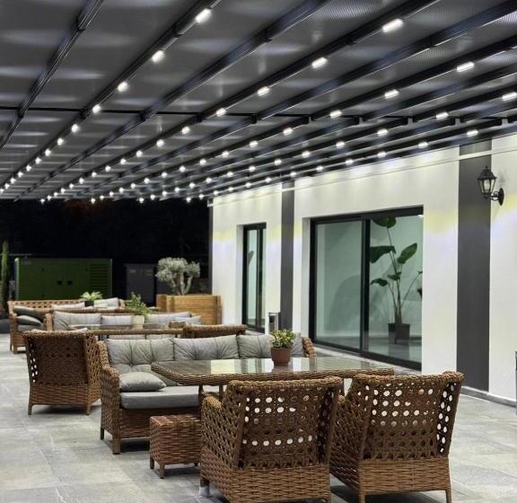 בית מלון כפרי Suya Boutique