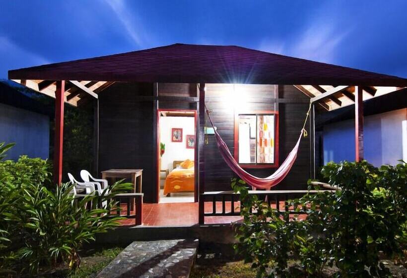 هتل Tacarcuna Lodge