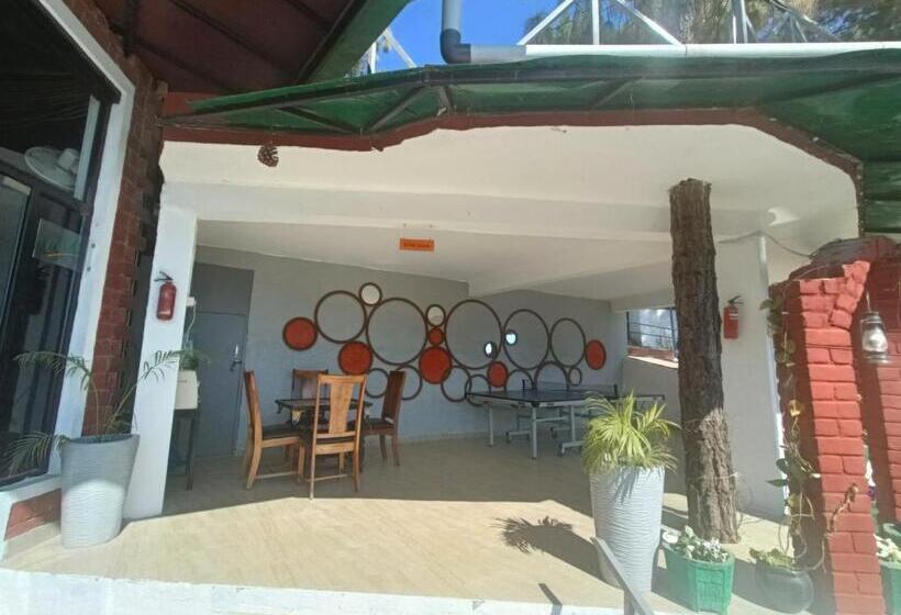 Курорт Zone Connect By The Park, Lansdowne