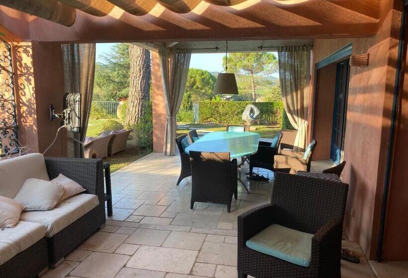 ベッドアンドブレックファースト L’hacienda Francesa