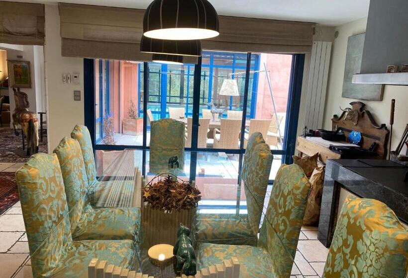 ベッドアンドブレックファースト L’hacienda Francesa